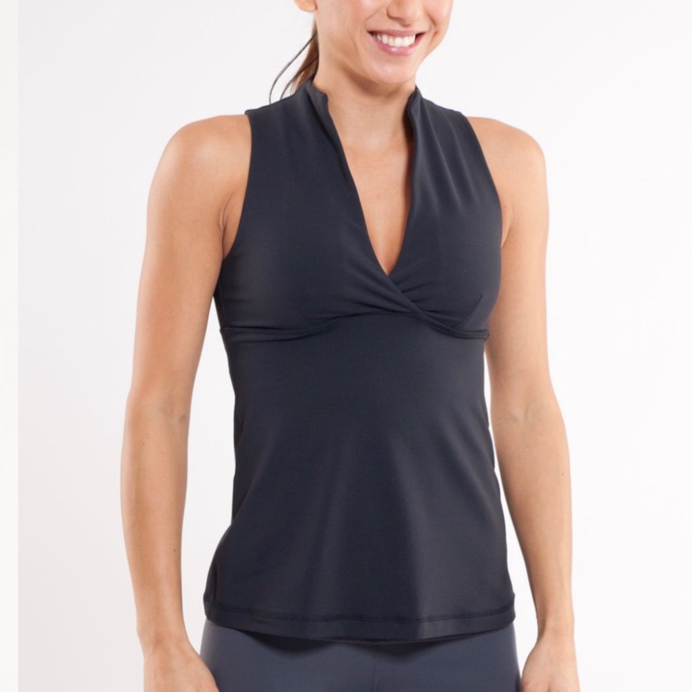 Lululemon l Whisper Tank in Navy Blue Size 4